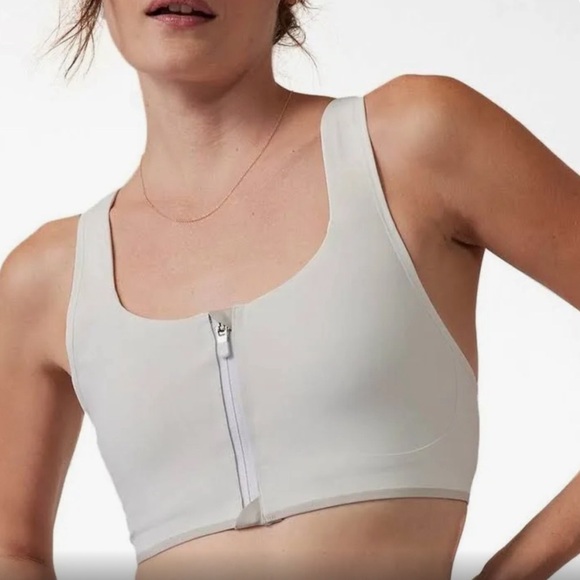 Athleta Empower II Training Bra Sports Bra NWT - Picture 1 of 6